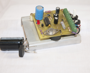 EFK 5009 Lab Bench Power Supply